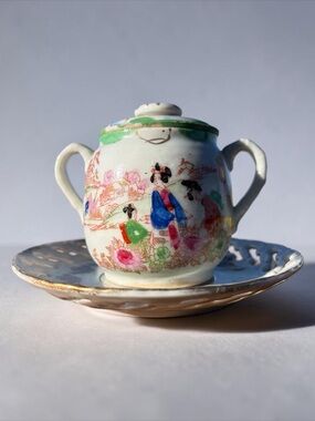 VINTAGE GEISHA SCENE SUGAR BOWL WITH LID & ROYAL SEALY JAPAN RETICULATED SAUCER